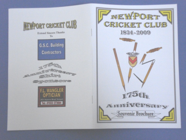 Derbyshire County Cricket Club Gillette Cup 1969 Souvenir Brochure fully signed 
